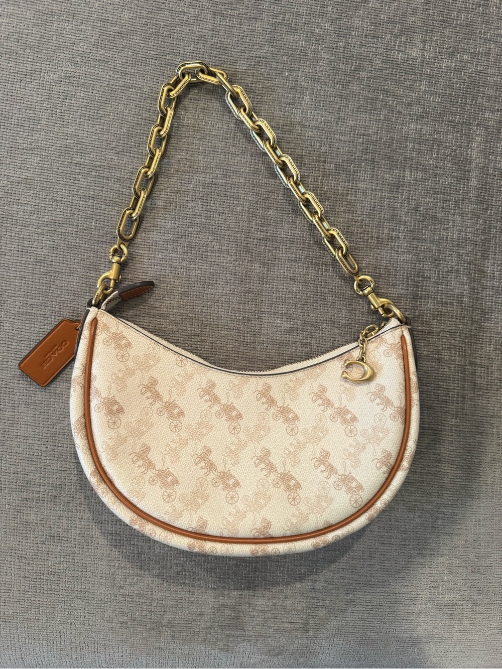 COACH Horse & Carriage Cream Mira